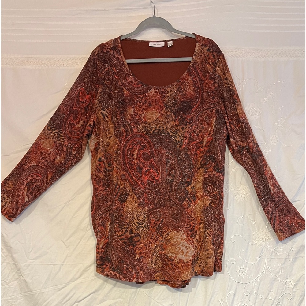 Beautiful Sparky two layer shirt size 2X by SUSAN GRAVER looks new